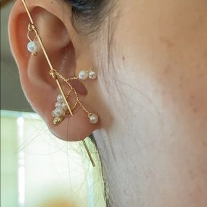 Pearl Earcuff Crawler